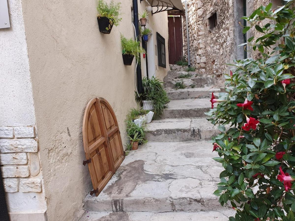 Room With Shared Bathroom House Gorica Sibenik Exterior photo
